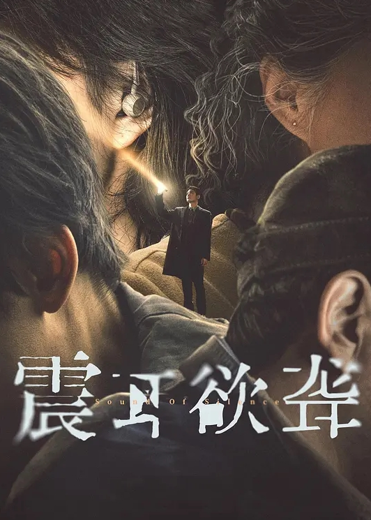20205781414用户上传商场全景厕拍系列_看起来很社会的大姐抽烟姿势很霸气 - JavBa